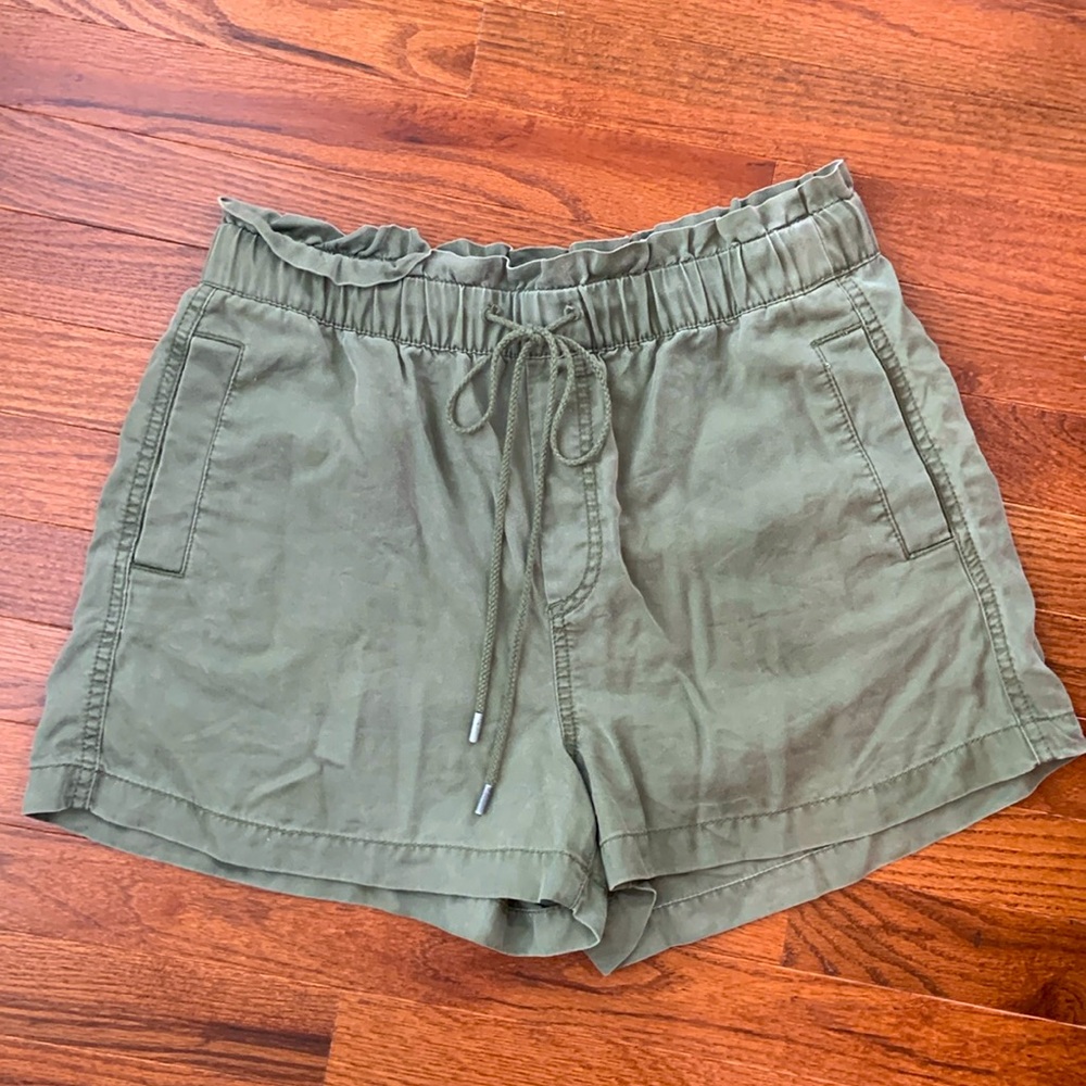 LOFT olive shorts